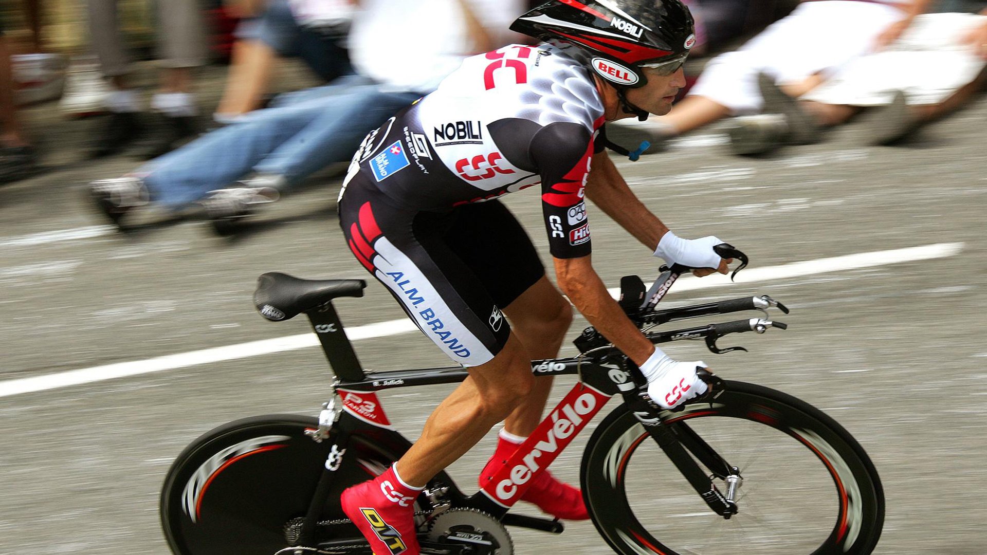 圣洛伦索球员因拖欠工资罢训，俱乐部承诺解决，圣洛伦索vs帕特罗纳图