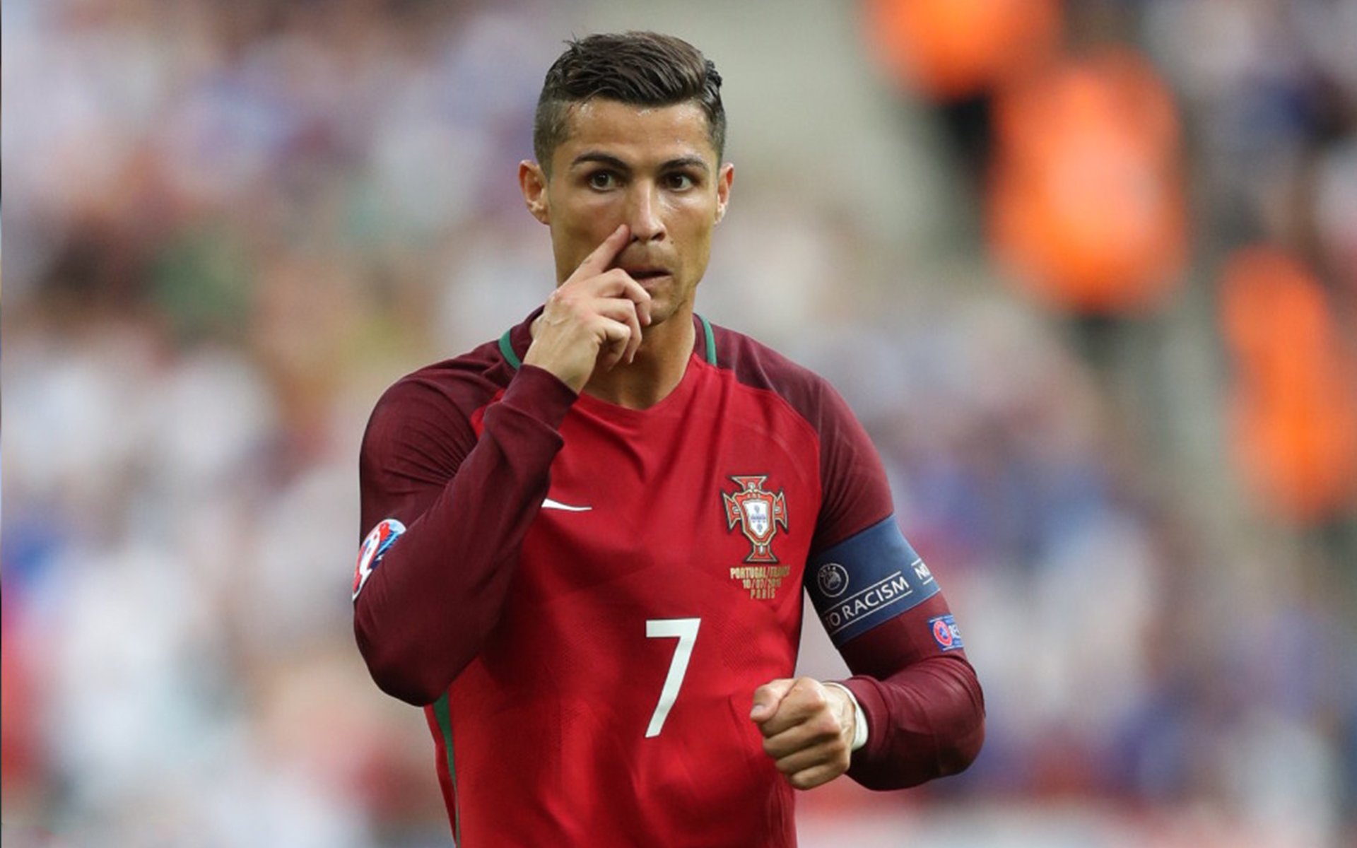 电竞选手的训练日常:高强度训练与心理调节,电竞选手的训练内容